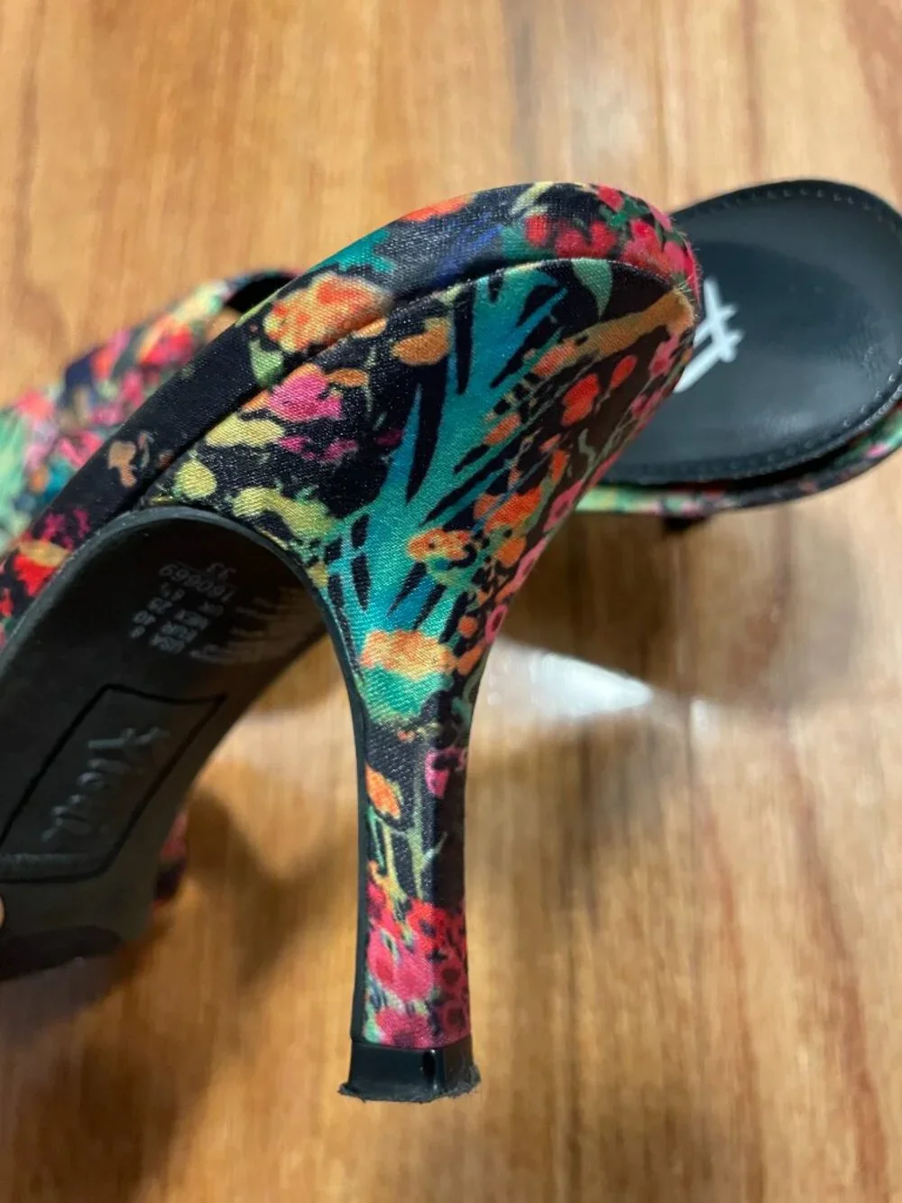 Y2K Fioni Tropical Floral Satin Kitten Heels Knot Peep Toe Slip On Mules Size 8